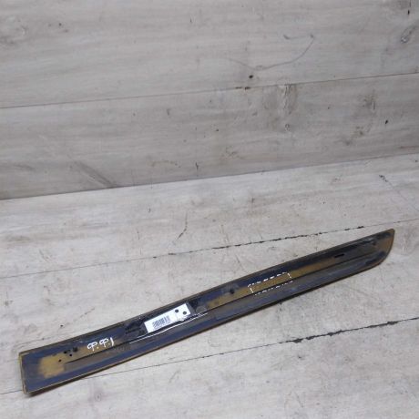 molding-dveri-zadnii-pravyi-srednii-ford-focus-1-art-67068-big-4