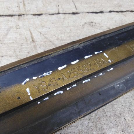 molding-dveri-zadnii-pravyi-srednii-ford-focus-1-art-67068-big-1