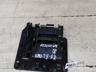 rucka-zadnei-levoi-raspasnoi-dveri-vnutrenniaia-volkswagen-transporter-t5-art-71092