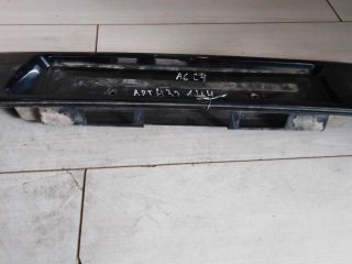 nakladka-dekorativnaia-audi-a6-c4-na-krysku-bagaznika-art-71122