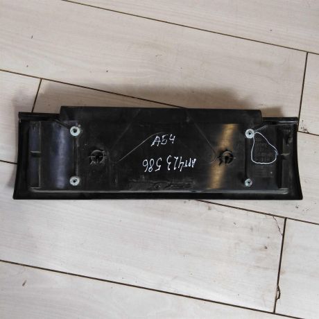 nakladka-dekorativnaia-audi-80-b4-na-krysku-bagaznika-sedan-art-71123-big-2