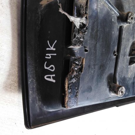 nakladka-dekorativnaia-audi-80-b4-na-krysku-bagaznika-art-71154-big-2