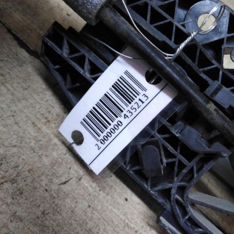 rucka-dveri-naruznaia-peredniaia-pravaia-volkswagen-polo-v-sedan-art-71224-big-2