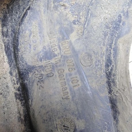 bryzgovik-komplekt-volkswagen-polo-v-sedan-art-71249-big-3