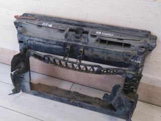 peredniaia-panel-televizor-defekt-volkswagen-polo-v-sedan-art-71268