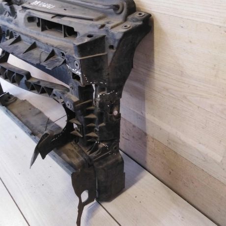 peredniaia-panel-televizor-defekt-volkswagen-polo-v-sedan-art-71268-big-5