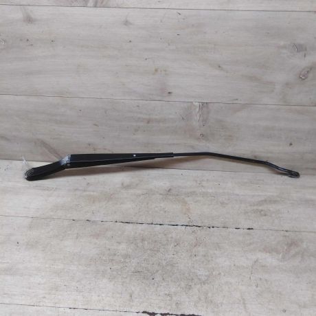 povodok-stekloocistitelia-pravyi-perednii-volkswagen-polo-v-sedan-art-71433-big-0