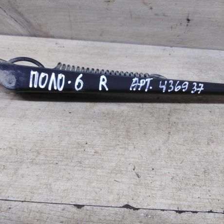 povodok-stekloocistitelia-pravyi-perednii-volkswagen-polo-v-sedan-art-71433-big-2