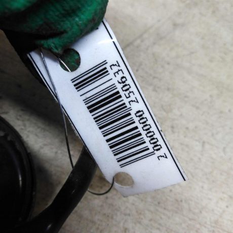 liucok-benzobaka-nissan-primera-p11-art-71469-big-1