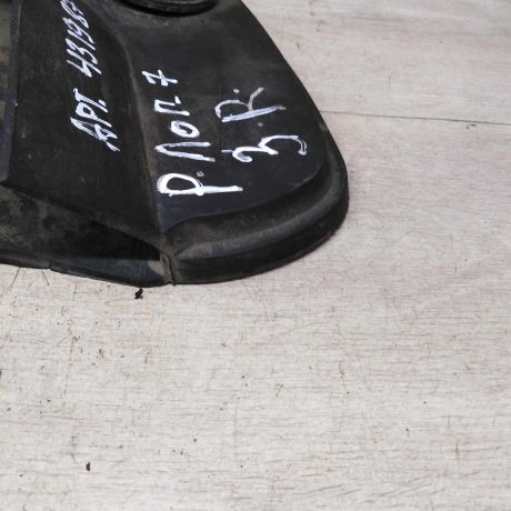 bryzgovik-zadnii-dva-stuki-renault-logan-i-art-71549-big-1