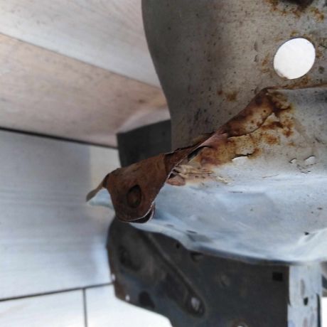 peredniaia-panel-televizor-nissan-primera-p11-art-71679-big-6