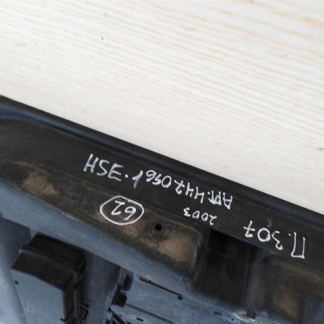 peredniaia-panel-televizor-peugeot-307-art-72606-big-1