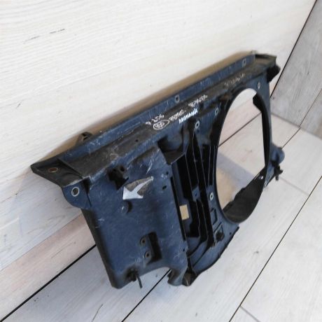 peredniaia-panel-televizor-peugeot-206-defekt-art-72609-big-1