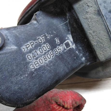 liucok-benzobaka-volkswagen-passat-b5-art-72974-big-4