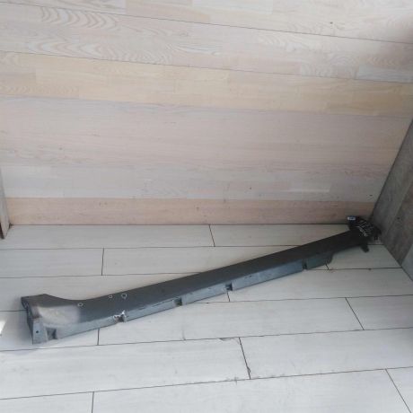 nakladka-na-porog-pravaia-nissan-primera-p12-defekt-art-73628-big-0