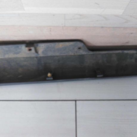 nakladka-na-porog-pravaia-nissan-primera-p12-defekt-art-73628-big-4