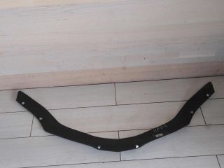 nakladka-na-kapot-nissan-primera-p12-muxa-otboinik-art-73629