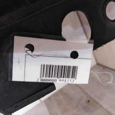 peredniaia-panel-televizora-audi-a6-c5-25-tdi-def-art-75238-big-1