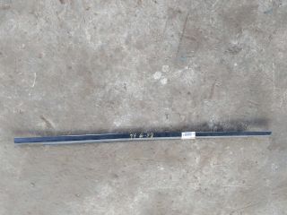 molding-dveri-verxnii-zadnii-levyi-volkswagen-passat-b5-volkswagen-passat-b5-gp-art-75280