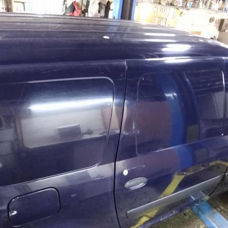 krysa-kuzova-lada-largus-defekt-art-75586-big-6