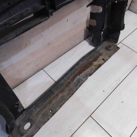 peredniaia-panel-televizor-skoda-octavia-a5-art-75713-big-7