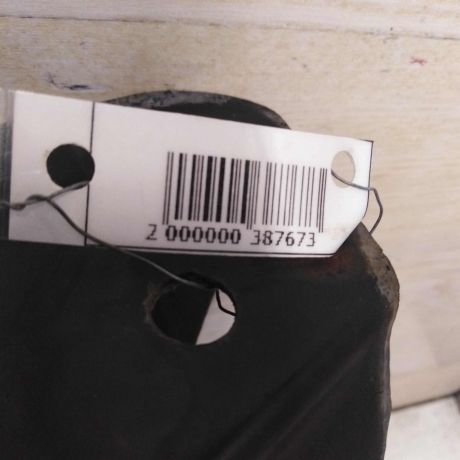 peredniaia-panel-televizor-skoda-octavia-a5-art-75713-big-2