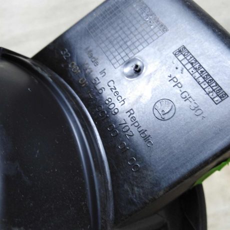 liucok-benzobaka-skoda-yeti-i-art-76653-big-1