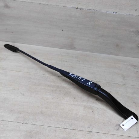 povodok-stekloocistitelia-pravyi-renault-sandero-stepway-ii-renault-logan-ii-renault-sandero-ii-art-76880-big-0