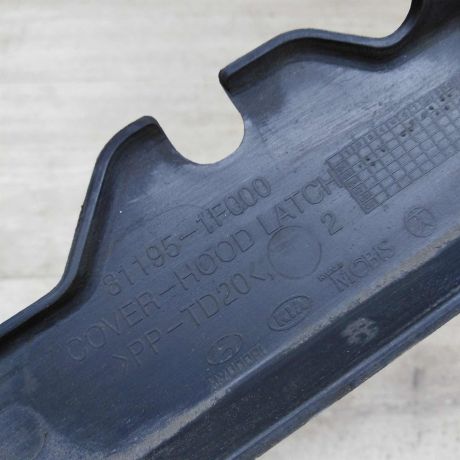 nakladka-perednei-paneli-kia-sportage-2-art-76925-big-2