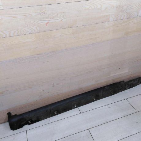 nakladka-na-porog-naruznaia-levaia-renault-sandero-stepway-ii-renault-sandero-ii-art-77048-big-0