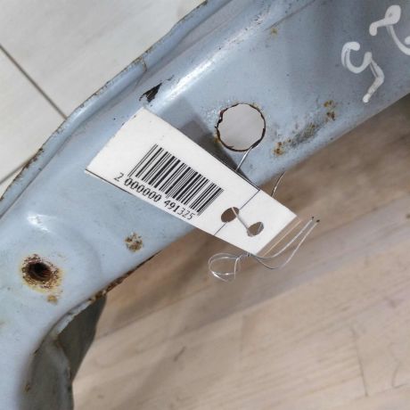 peredniaia-panel-televizora-nissan-primera-p12-art-77585-big-1