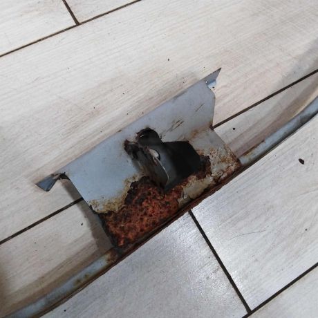 peredniaia-panel-televizor-nissan-primera-p12-art-77664-big-4