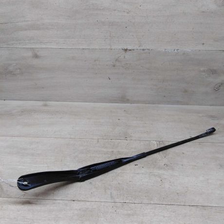 povodok-stekloocistitelia-pravyi-renault-sandero-i-art-77748-big-0