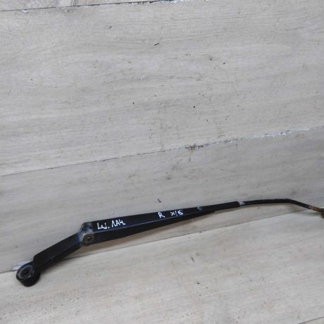 povodok-stekloocistitelia-perednii-pravyi-chevrolet-lacetti-xetcbek-art-77905-big-0