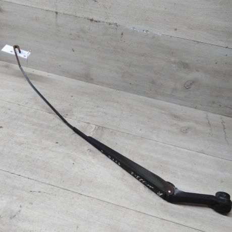 povodok-stekloocistitelia-dvornika-pravyi-mazda-323-ie-art-78804-big-0