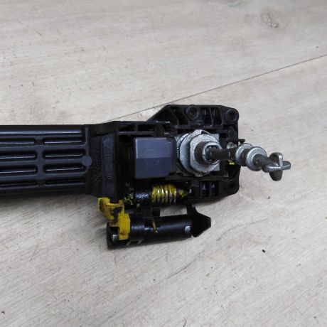 rucka-dveri-naruznaia-suzuki-sx4-peredniaia-levaia-art-79166-big-1