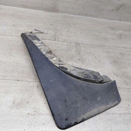 bryzgovik-zadnii-levyi-skoda-fabia-ii-restailing-art-80508-big-0