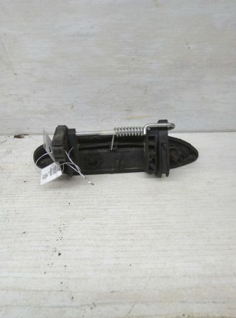 rucka-dveri-naruznaia-peredniaia-levaia-lada-largus-renault-logan-i-art-80902-big-1