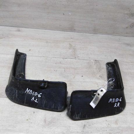 bryzgovik-zadnii-mitsubishi-lancer-x-dva-stuki-art-81201-big-0