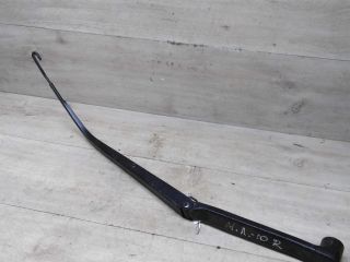 povodok-stekloocistitelia-pravyi-mitsubishi-lancer-x-art-81290