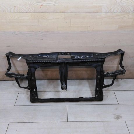 peredniaia-panel-televizor-audi-a3-8l-art-83351-big-0