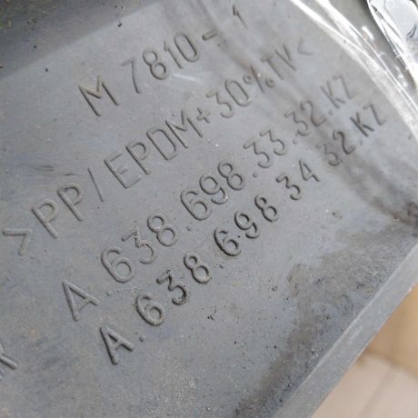 molding-srednii-zadnii-levyi-mercedes-vito-w638-art-83793-big-1