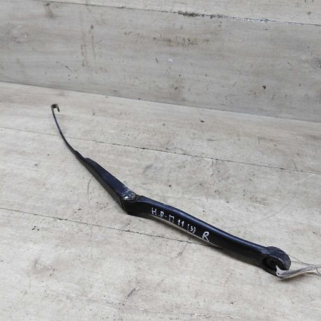 povodok-stekloocistitelia-pravyi-nissan-primera-p11-art-83910-big-0