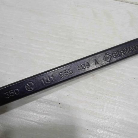 povodok-stekloocistitelia-pravyi-volkswagen-golf-4-volkswagen-bora-art-84464-big-2