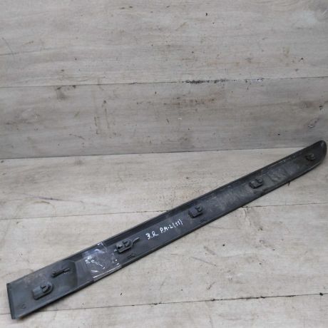 molding-dveri-zadnii-pravyi-srednii-renault-megane-ii-art-84908-big-2