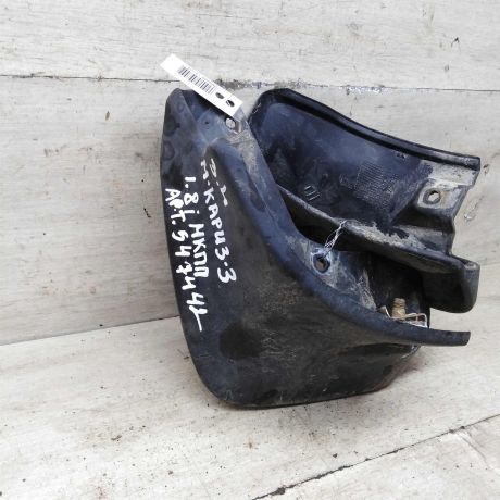 bryzgovik-zadnii-mitsubishi-carisma-i-art-85070-big-4