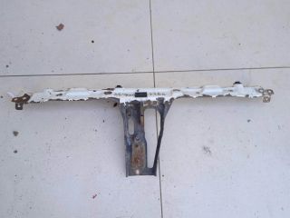 peredniaia-panel-televizor-audi-80-b4-art-85744