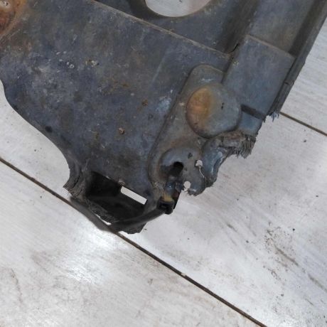 peredniaia-panel-televizor-volkswagen-sharan-seat-alhambra-i-ford-galaxy-defekt-art-85991-big-8