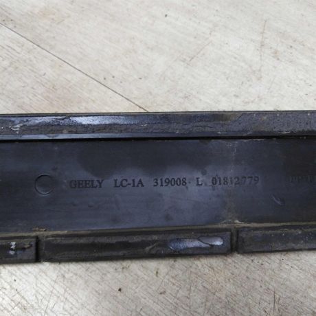 molding-dveri-zadnii-levyi-geely-lc-panda-cross-art-86038-big-3