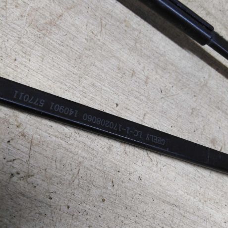 povodok-stekloocistitelia-geely-lc-panda-cross-art-86177-big-5